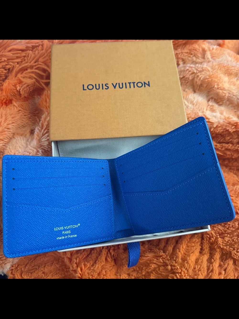 Louis Vuitton Electric Blue Bi-Fold Card Wallet - Picture 2 of 5
